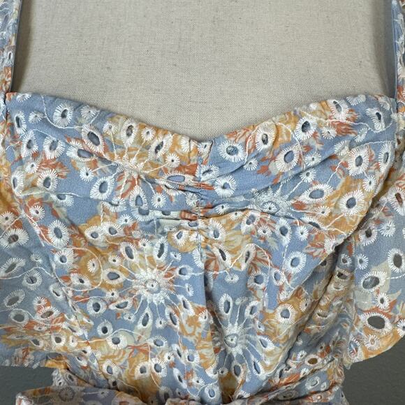 Lovers & Friends Tulip Mini Dress Size M Booklyn Eyelet Blue Floral Cotton - Picture 6 of 8